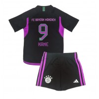 Dječji Nogometni Dres Bayern Munich Harry Kane #9 Gostujuci 2023-24 Kratak Rukav (+ Kratke hlače)